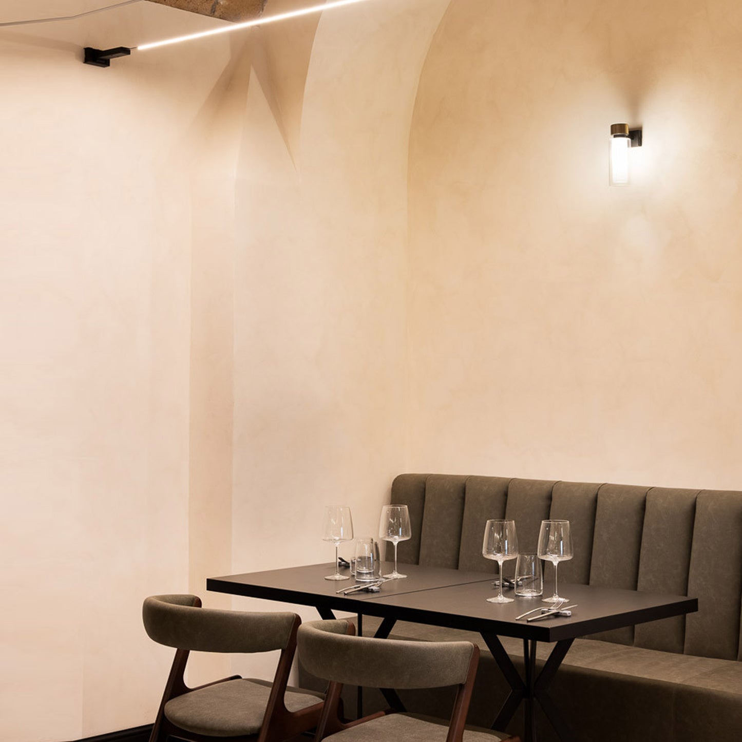 Alo Glass Wall Lamp | IONS DESIGN | Dubai | UAE