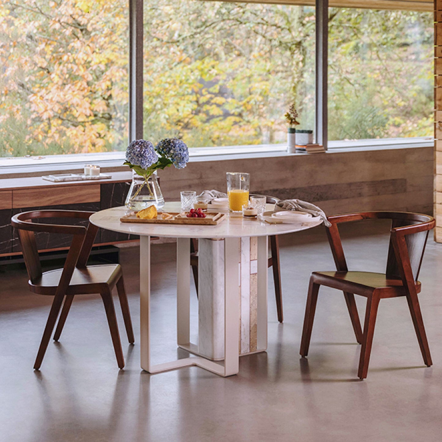 Eco Marble Round Table | IONS DESIGN | Dubai | UAE