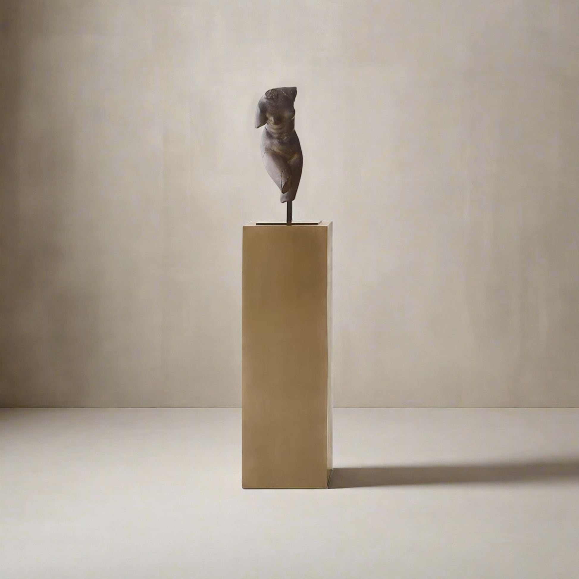 Gold Pedestal | IONS DESIGN | RH | Dubai | UAE