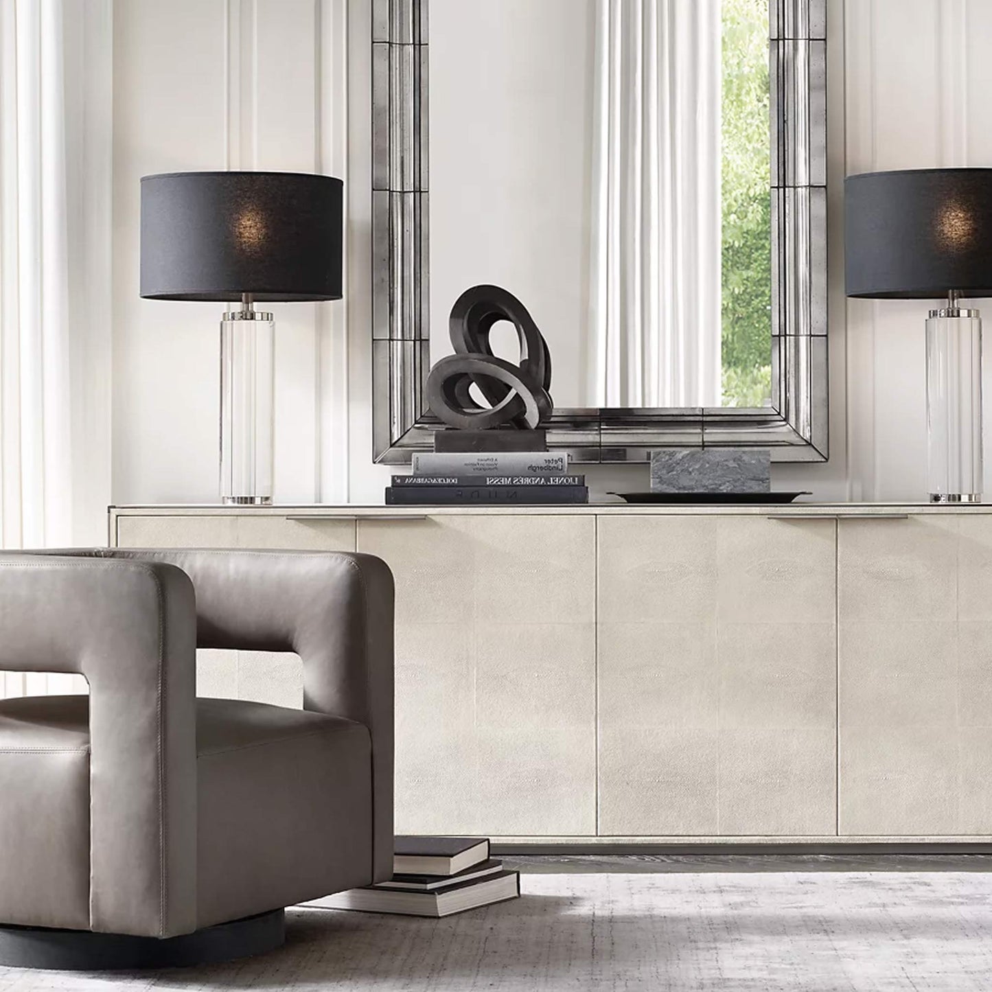 Lup Sculpture | IONS DESIGN | RH | Dubai | UAE