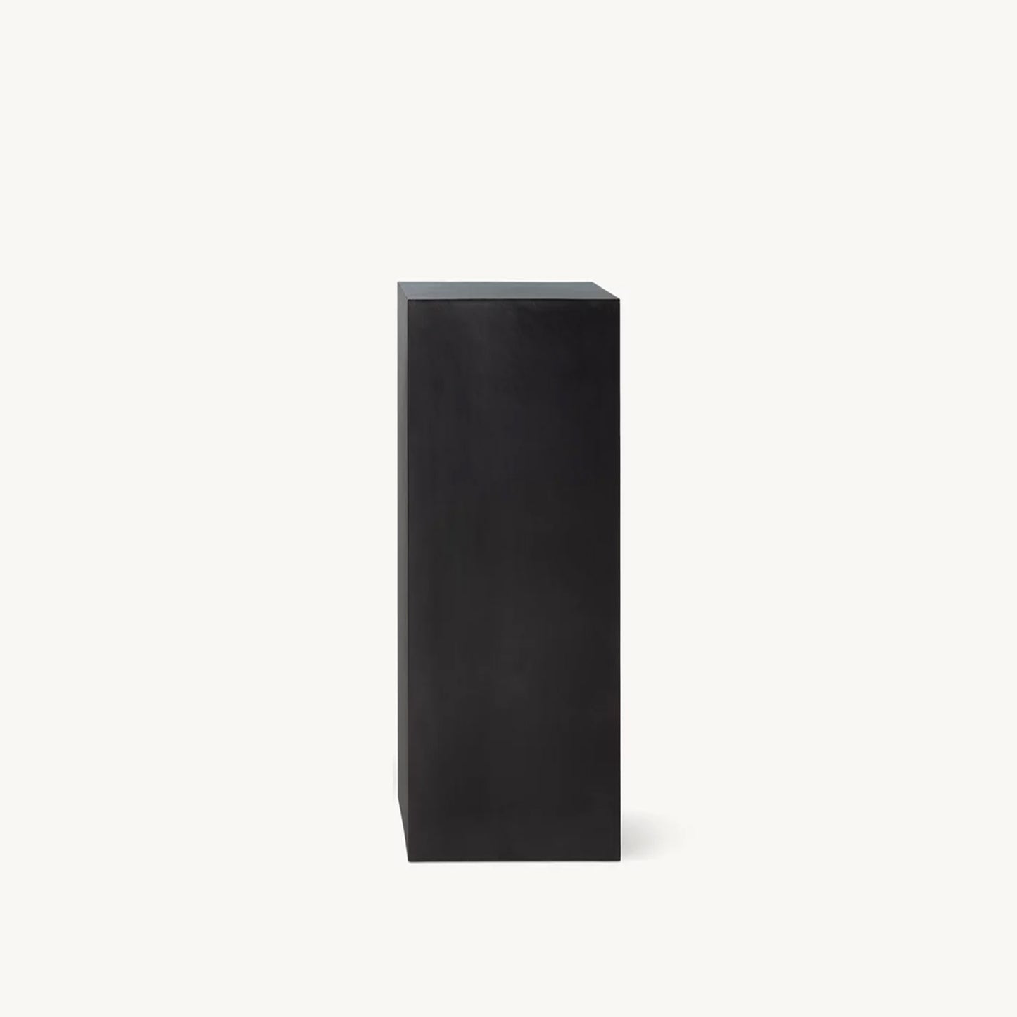 Metal Plinth | IONS DESIGN | RH | Dubai | UAE