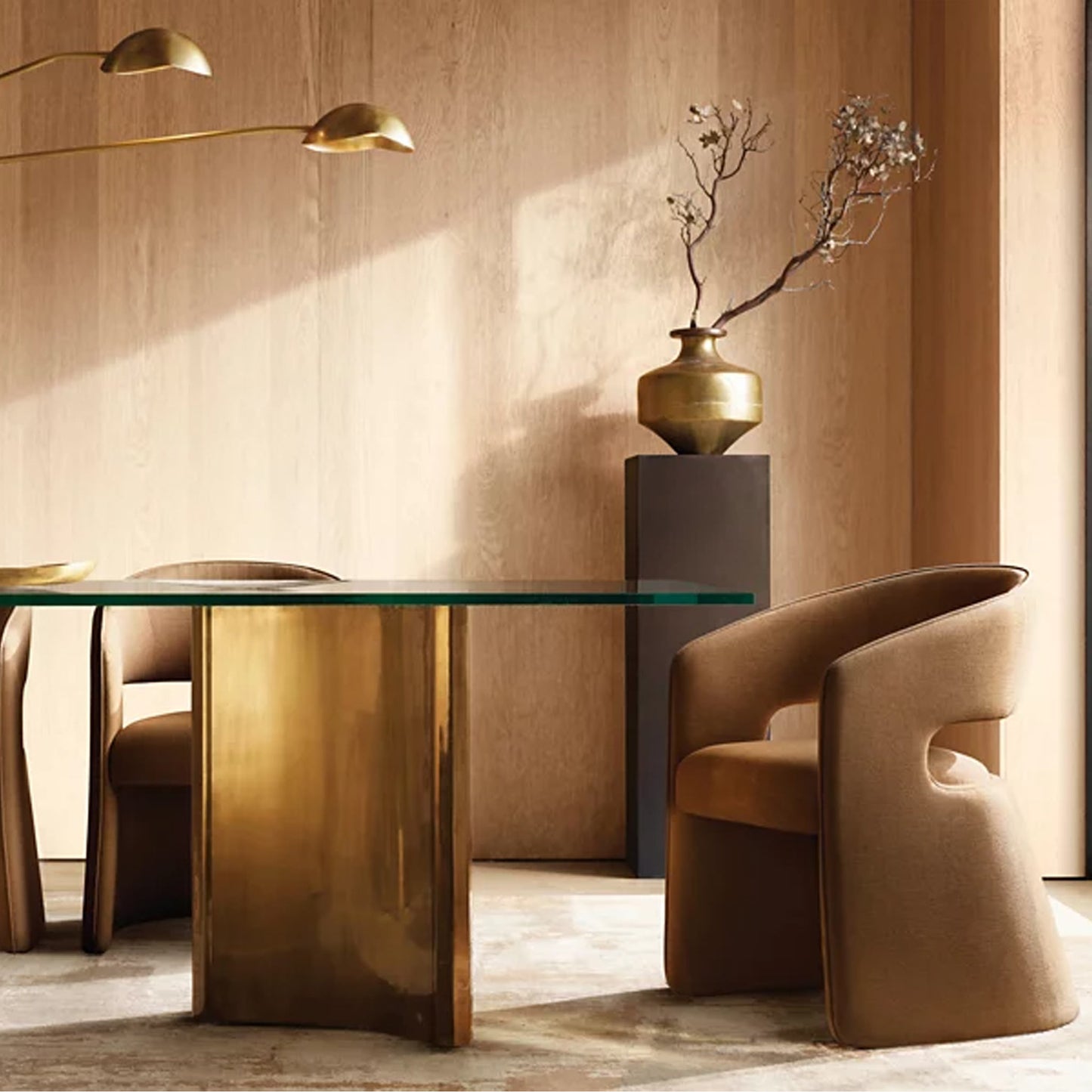 Metal Plinth | IONS DESIGN | RH | Dubai | UAE