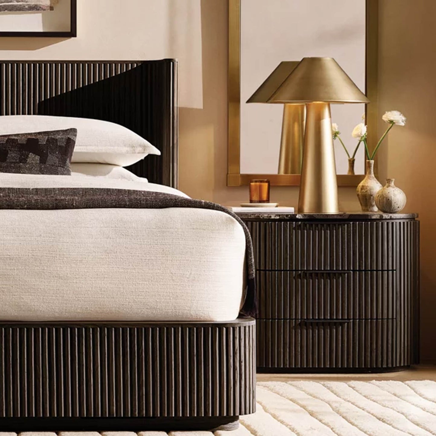 Modern Table Lamp | IONS DESIGN | Dubai | UAE