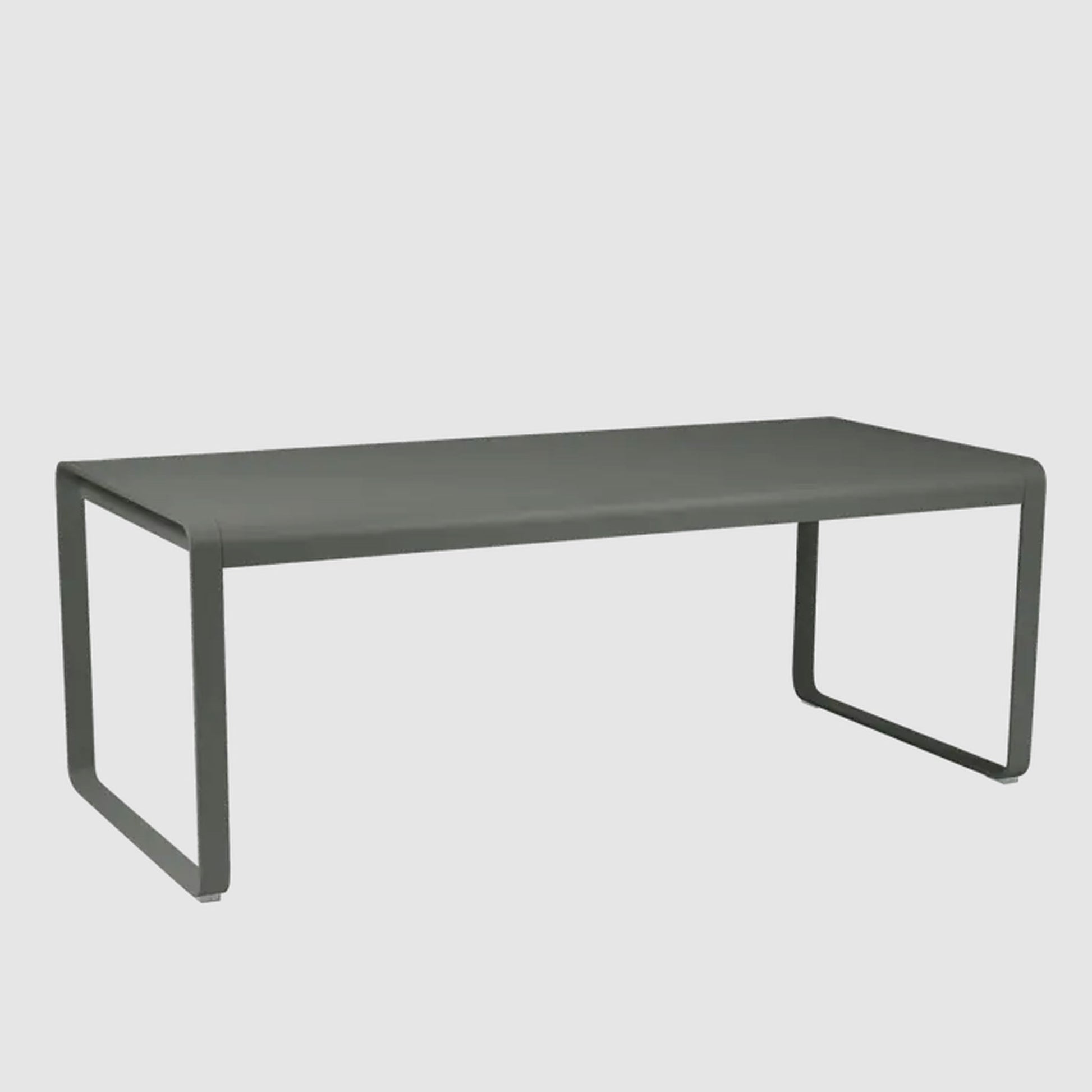 Outdoor Table | IONS DEIGN | Dubai | UAE