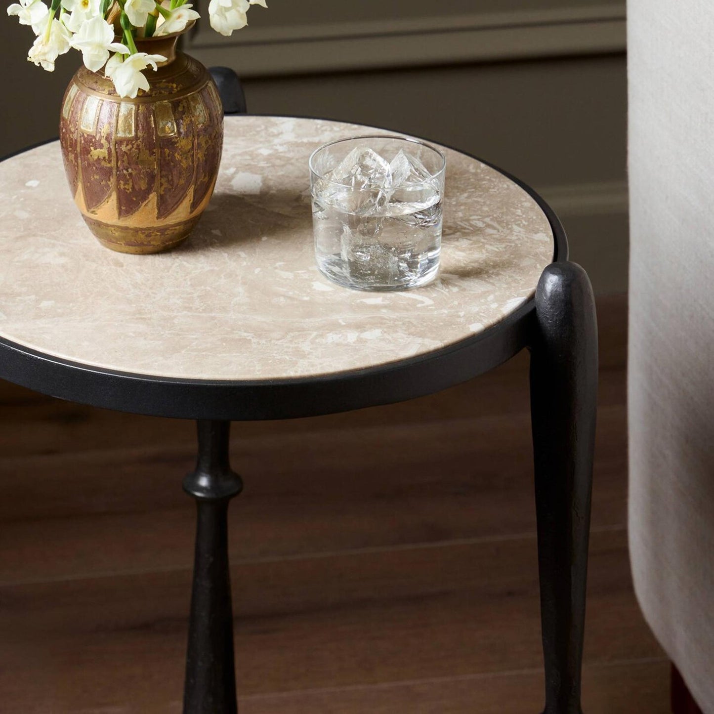 Sel Side Table | IONS DESIGN | Dubai | UAE