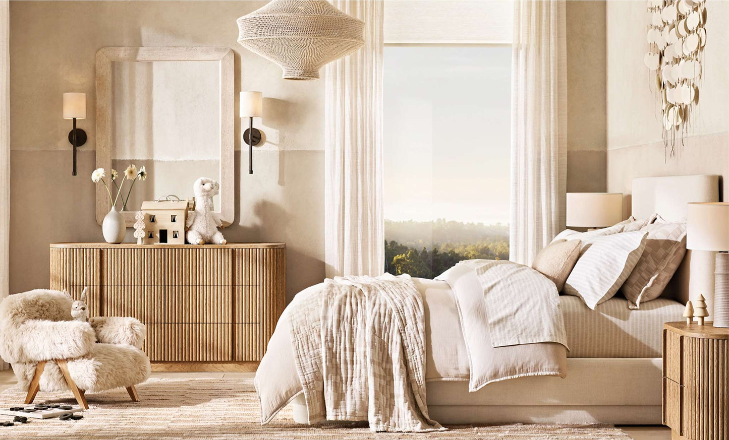Yan Queen Bed | IONSDESIGN | Dubai | UAE