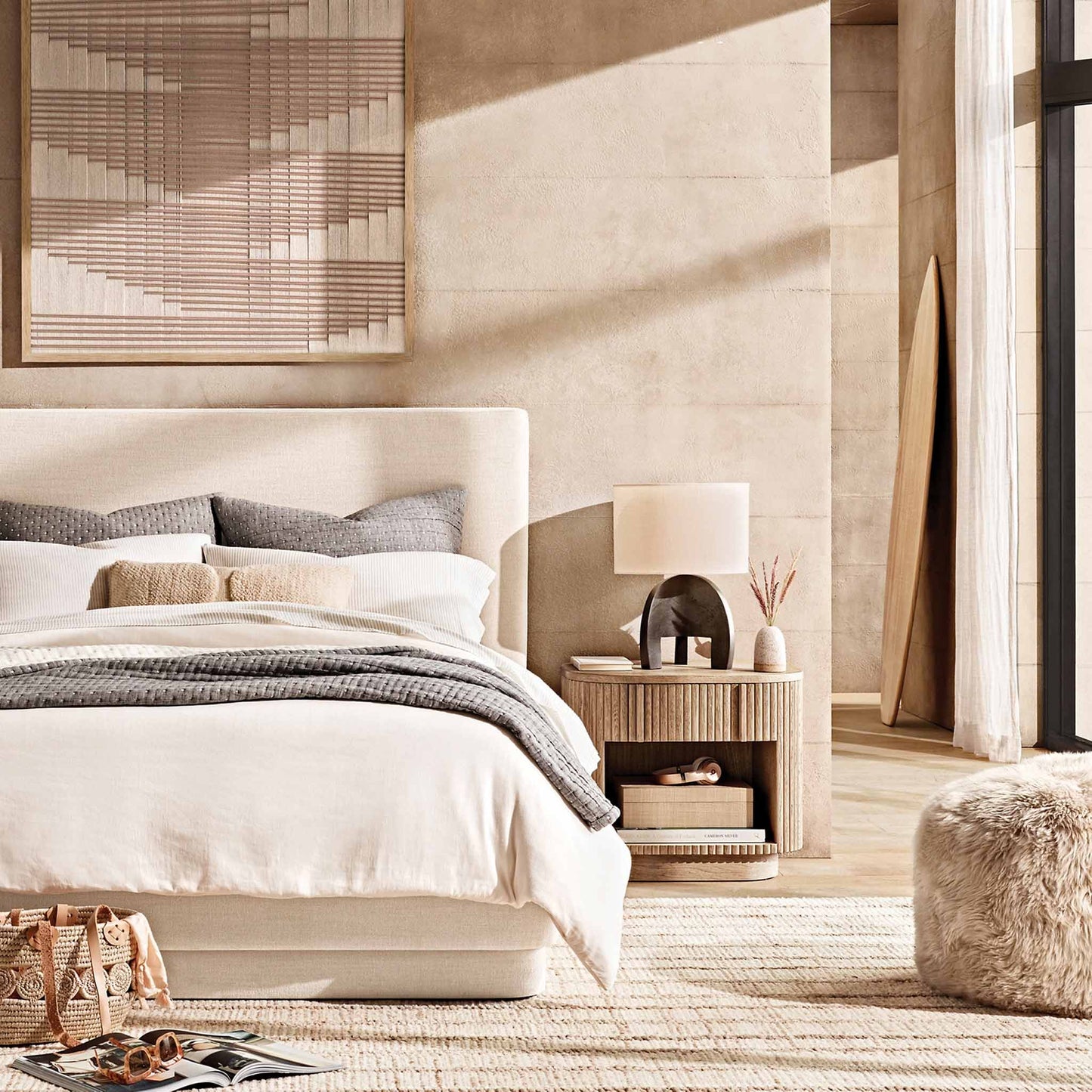 Yan Queen Bed | IONSDESIGN | Dubai | UAE