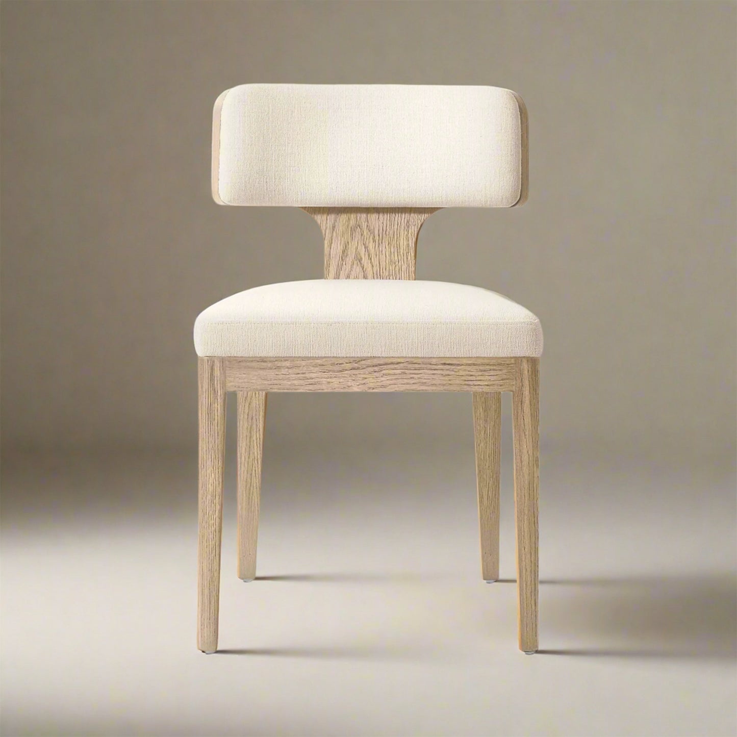 Zid Chair | IONSDESIGN | Dubai | UAE