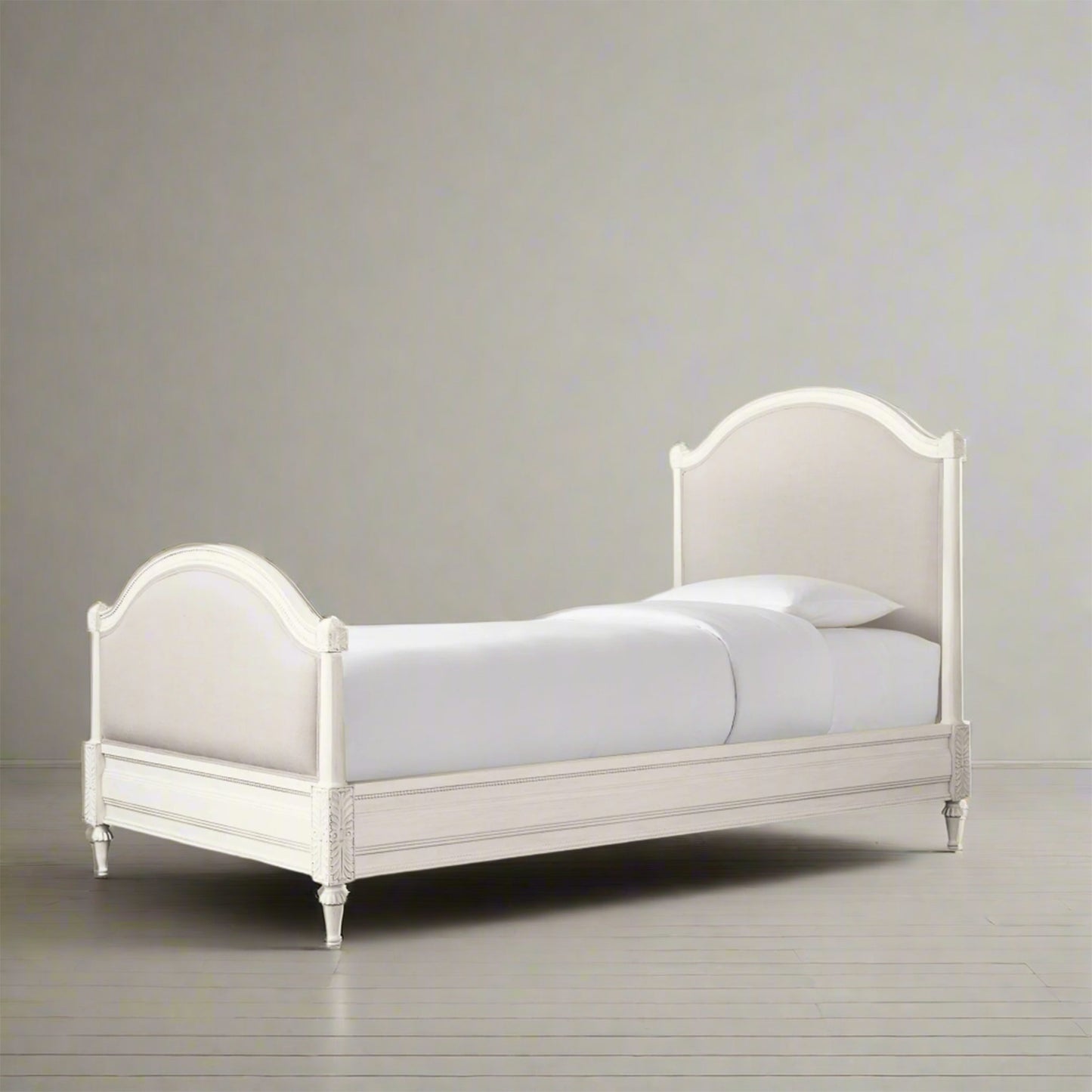 Bel White Bed | IONSDESIGN | Dubai | UAE