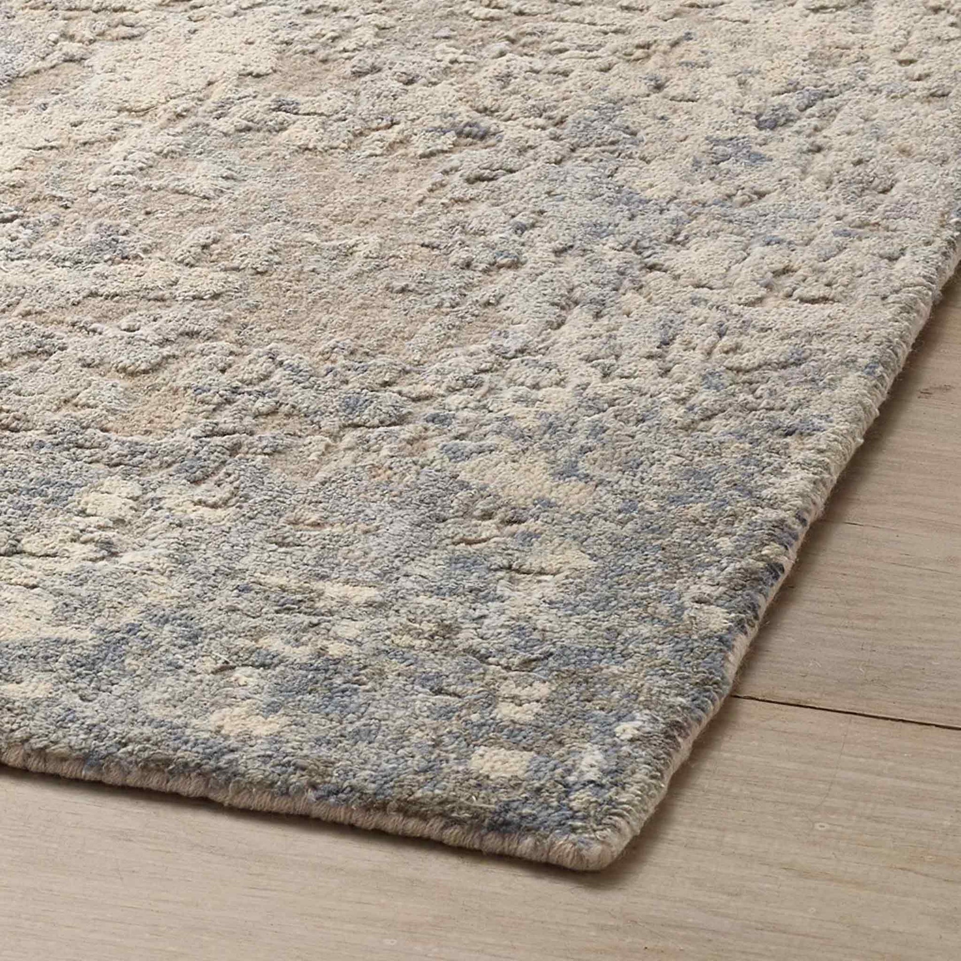 Blu Luxury Rug | IONS DESIGN | RH | Dubai | UAE