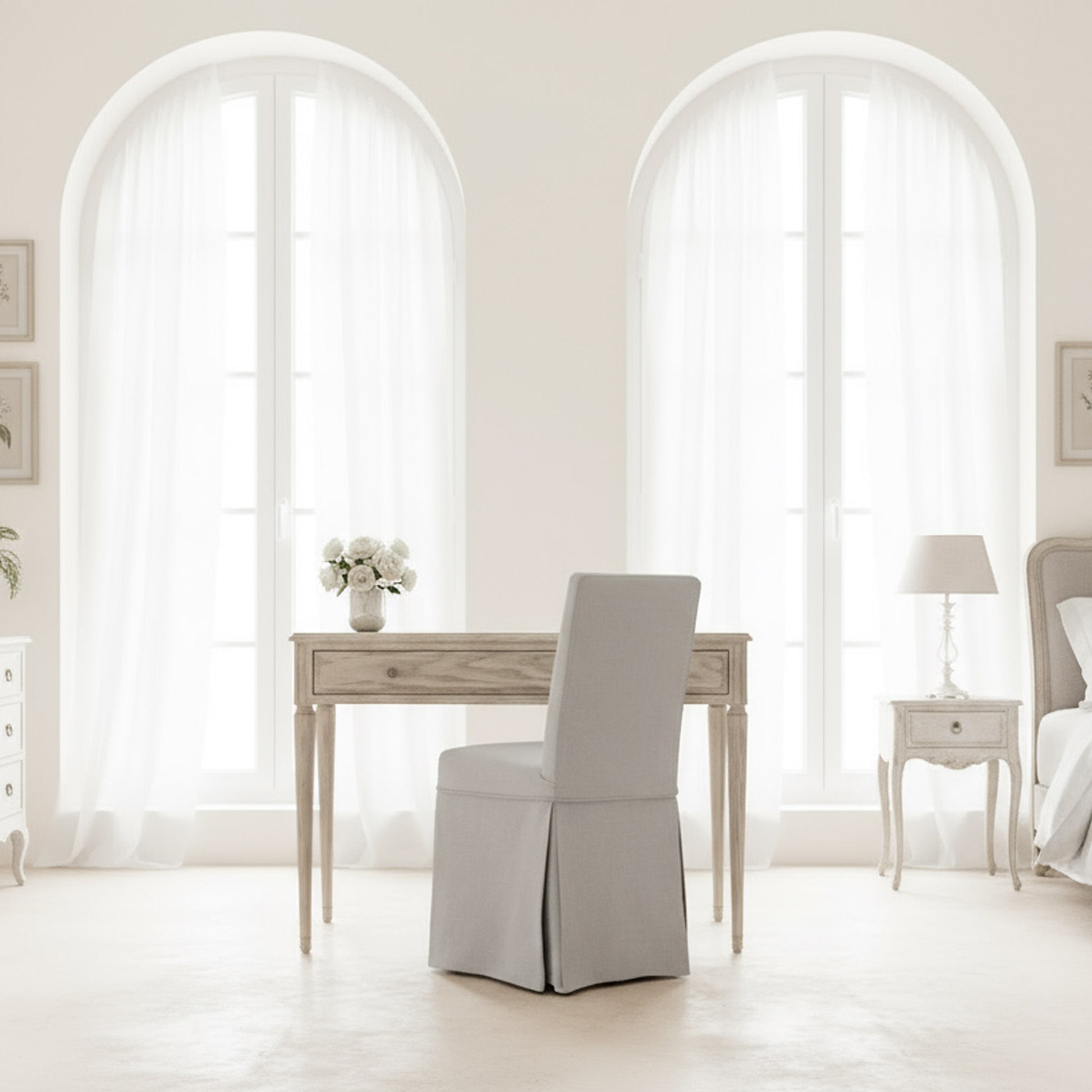 Fae Desk  | IONS DESIGN | RH | Dubai | UAE