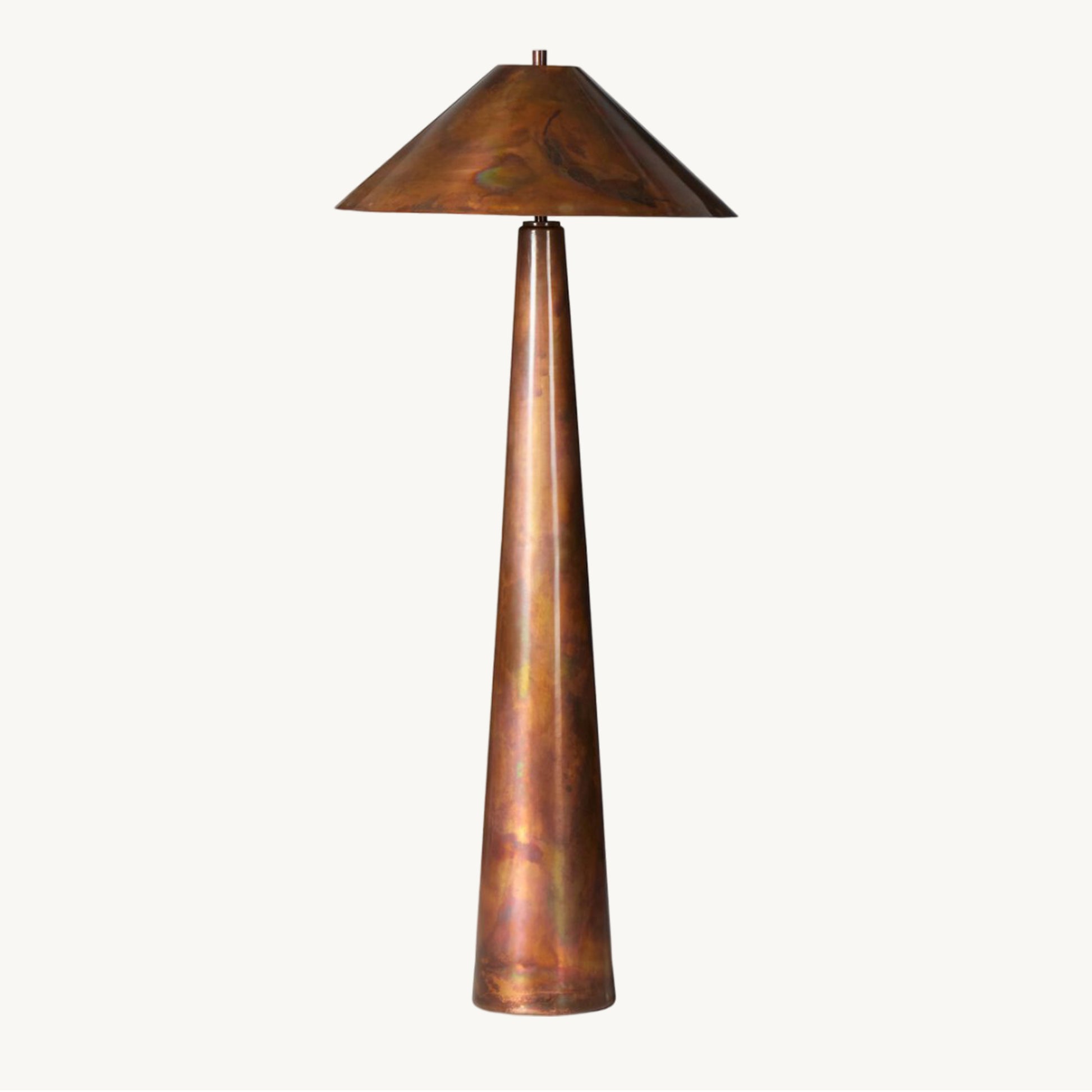 Floor Lamp UAE | IONS DESIGN | Dubai | UAE