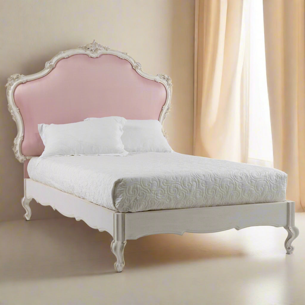 Gio Italian Classic Bed | IONS DESIGN  | Dubai | UAE 