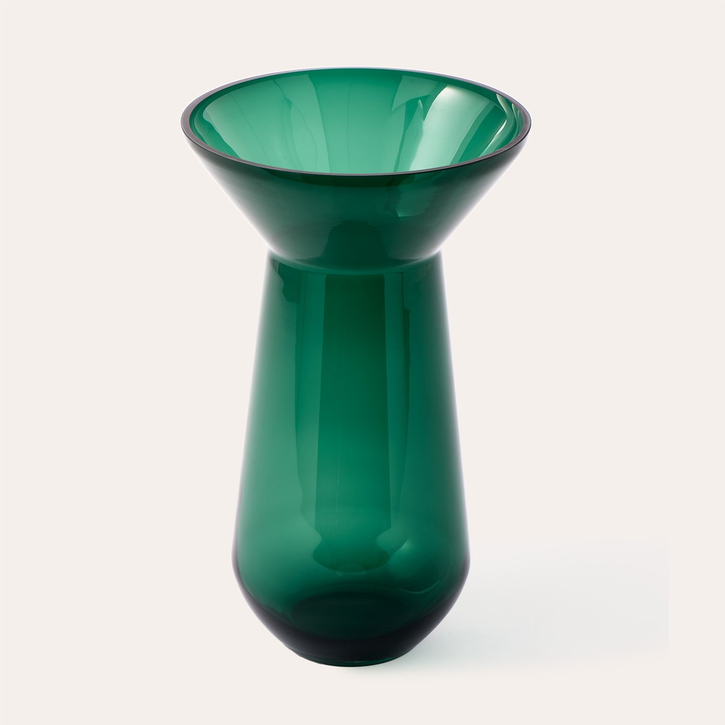 Glass Vase | IONS DESIGN | Dubai | Abu Dhabi | UAE | KSA