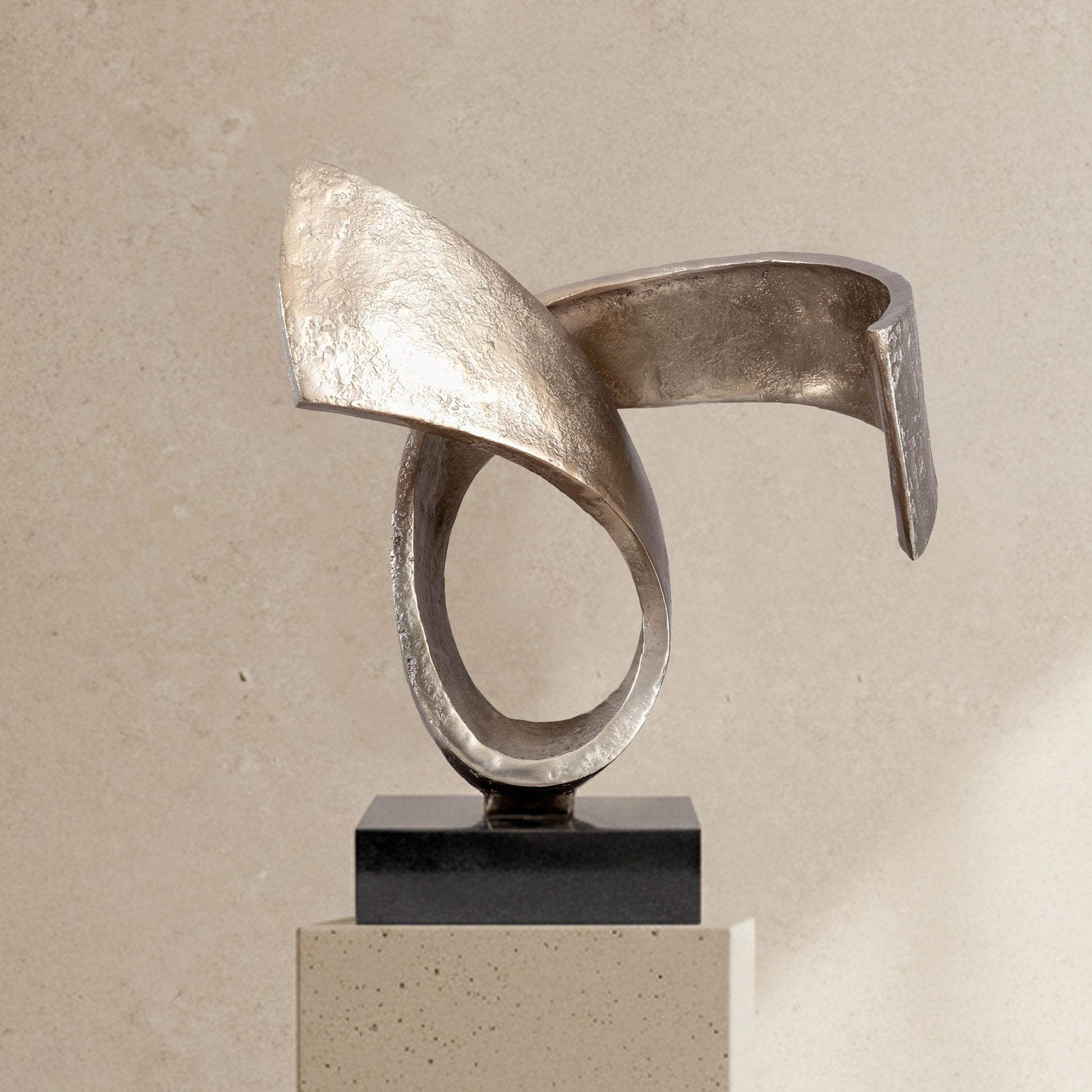 Iro Décor Sculpture  | IONS DESIGN | Dubai | UAE