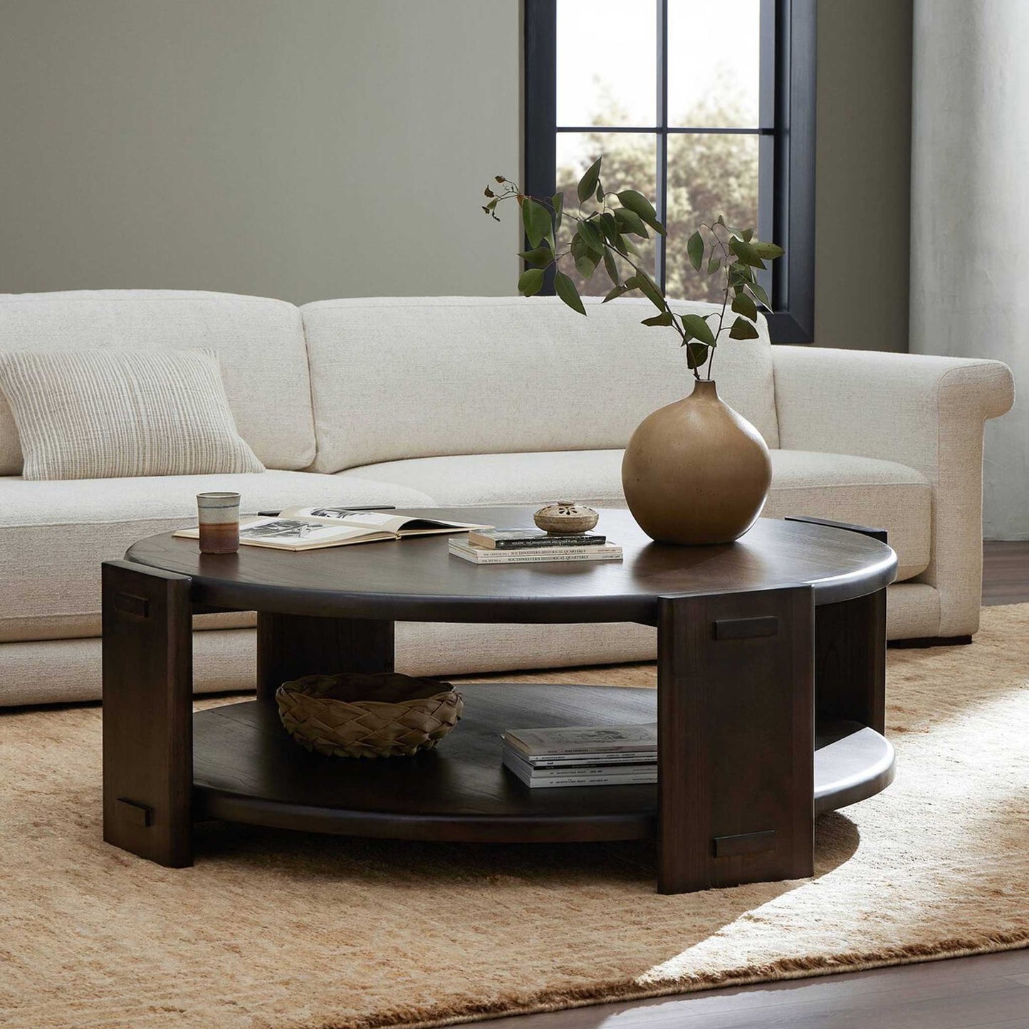 Jed Coffee Table | IONSDESIGN | Dubai | UAE