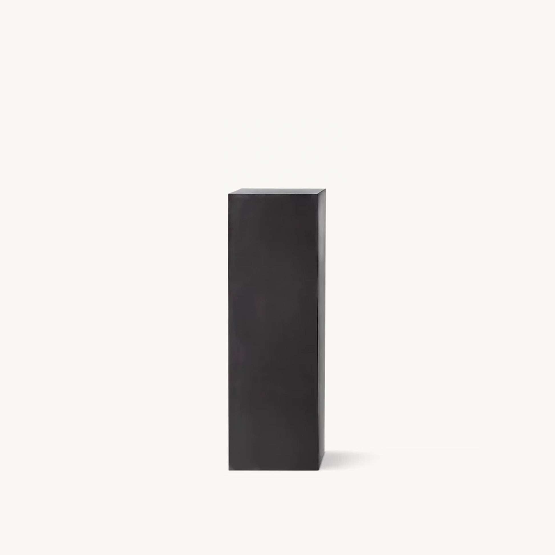 Metal Plinth | IONS DESIGN | RH | Dubai | UAE
