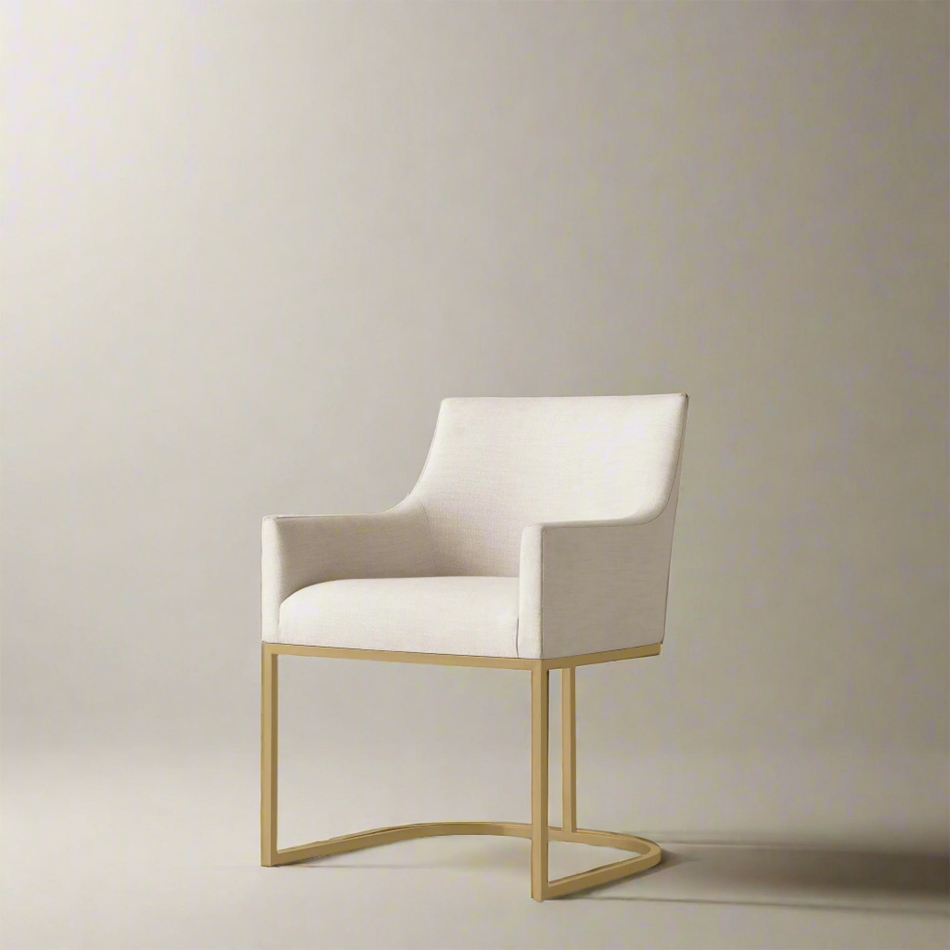 Ree Dining Armchair | IONSDESIGN | Dubai | UAE