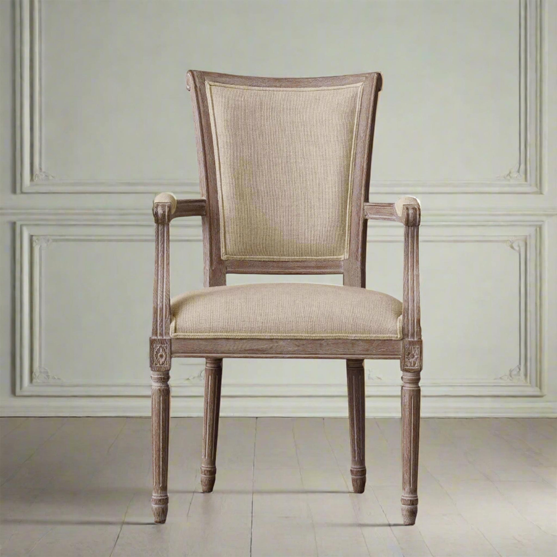 Vee Classic Dining Chair | IONSDESIGN | Dubai | UAE